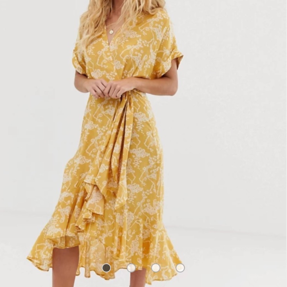 & other stories cloud print yellow wrap dress Sz 2
